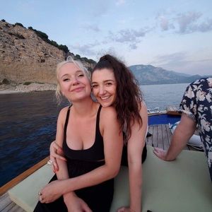 Meet your Posher, Emilie